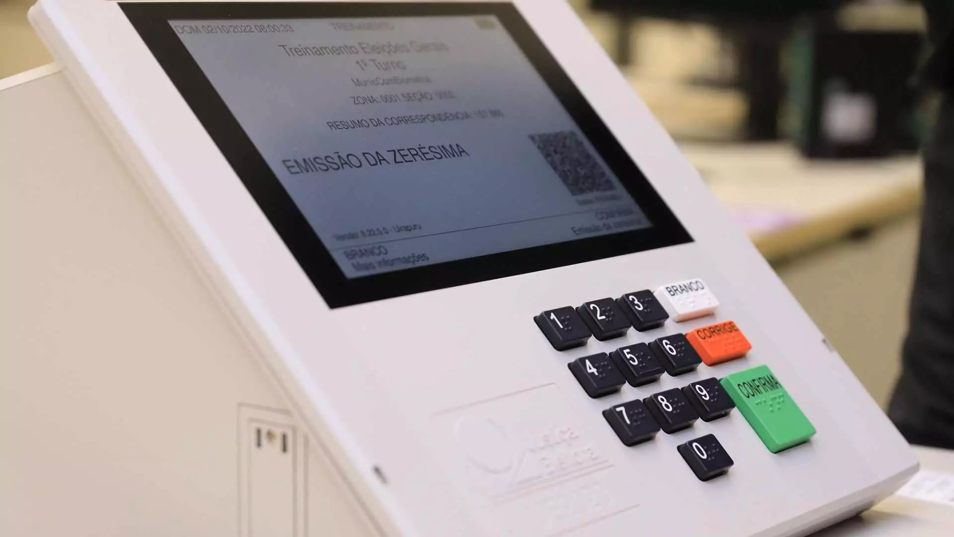Nova urna eletrônica, que começa a ser utilizada em 2022. (Foto: L. R. Moreira/TSE)
