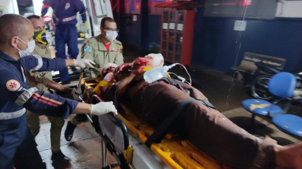 André perdeu muito sangue e segue internado no Hospital da Vida; Foto: Adilson Domingos