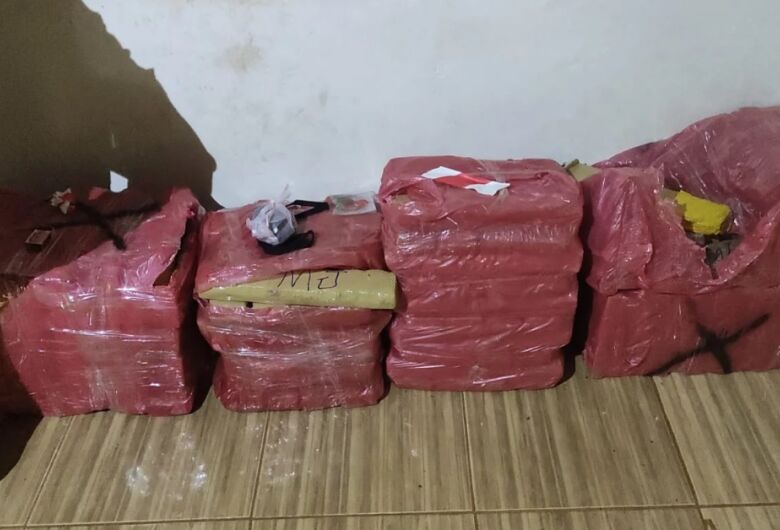 Maconha foi apreendida pela PM em Ponta Porã - Crédito: Divulgação