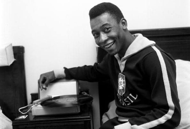 Pelé é considerado o melhor jogador de futebol da história - Crédito: Reprodução/Facebook 