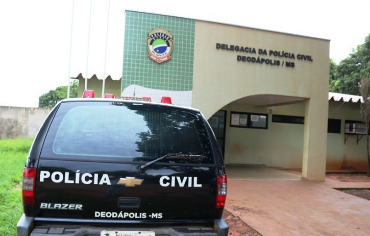 Homem é preso por perturbação do trabalho e posteriormente por violência doméstica e ameaça