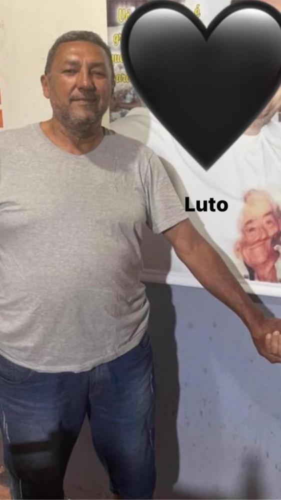 Em luto, familiares e amigos homenageiam Pedro Torris em Deodápolis