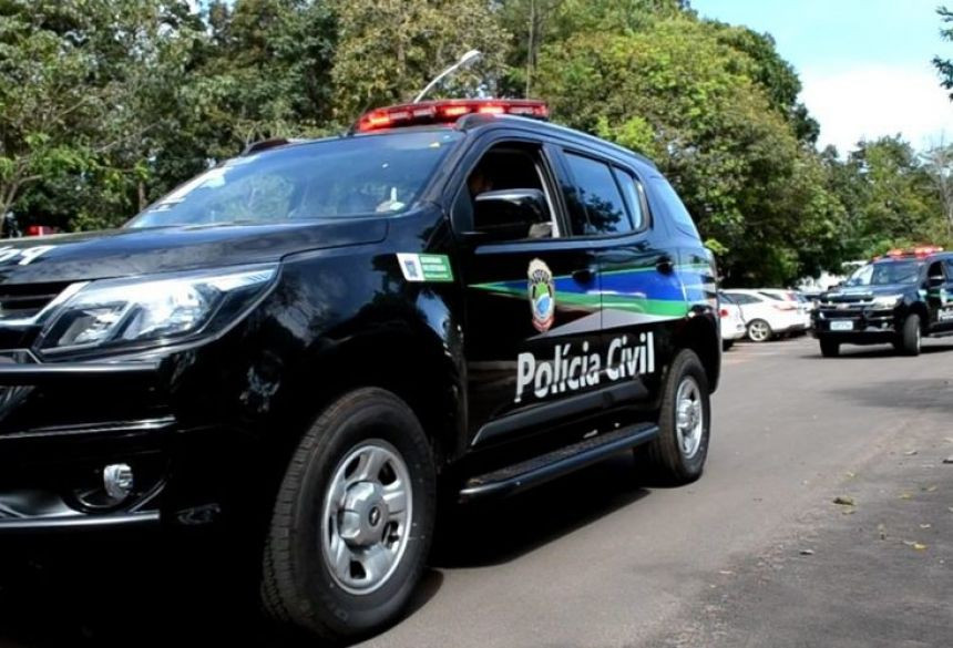 Mulher descobre que filha é estuprada em banheiro de escola por meio de desenho