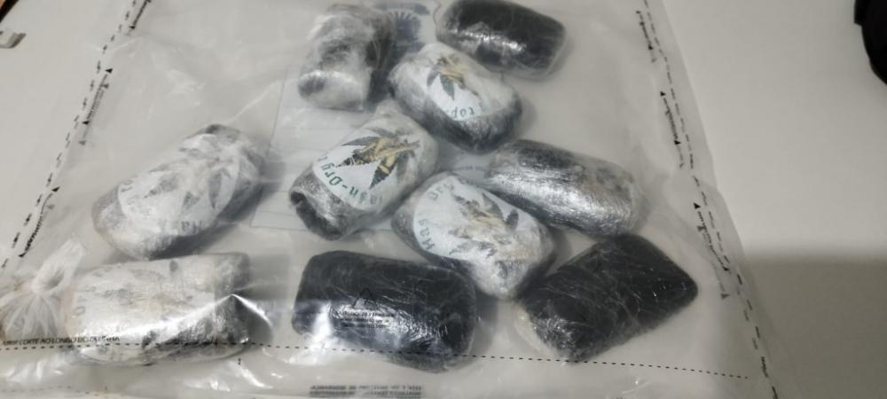 Catarinense é preso pela PM transportando droga em ônibus