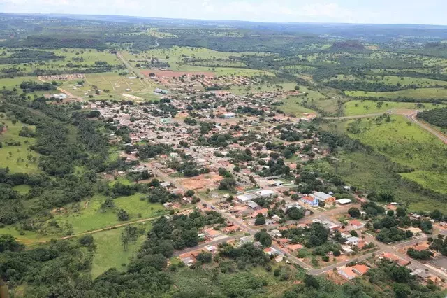 Acidente entre carro e carreta mata bebê de 3 meses