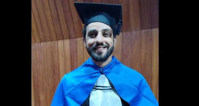 Jean Gomes, Secretário de Gestão e Finanças de Deodápolis, recebe diploma de formação em Gestão Pública