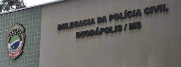 Morador do Conjunto Santa Terezinha relata transtornos após bois vizinhos invadirem sua chácara