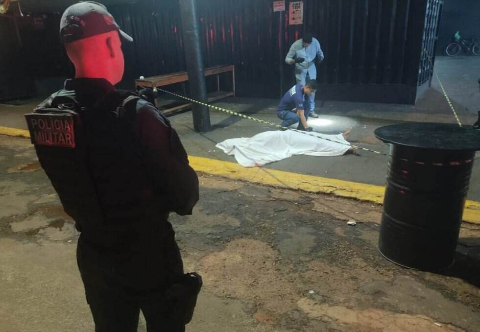Eletricista é executado com 5 tiros por dupla em motocicleta