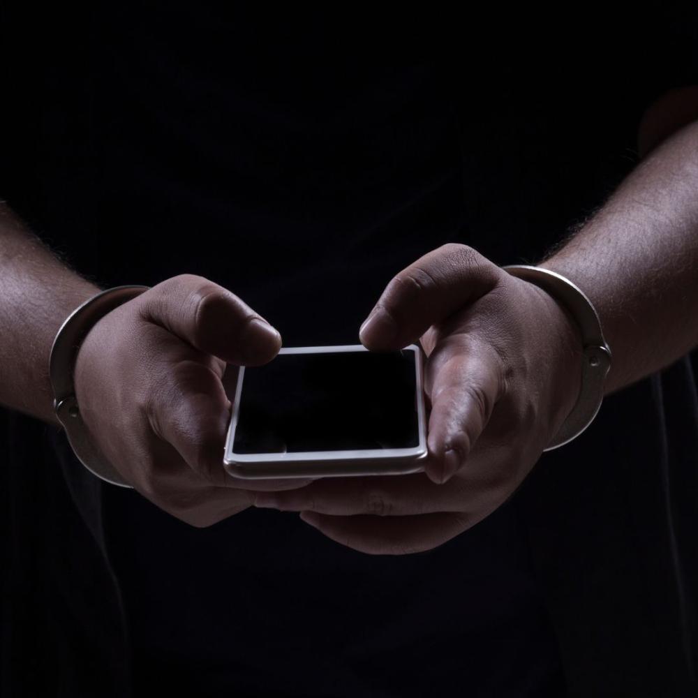 Moradora de Deodápolis tem celular furtado e dinheiro subtraído via aplicativo bancário