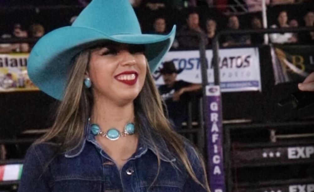 Jeniffer Gimenez, talento de Angélica/MS no uso do berrante, brilha na final do rodeio na Expoad 2024