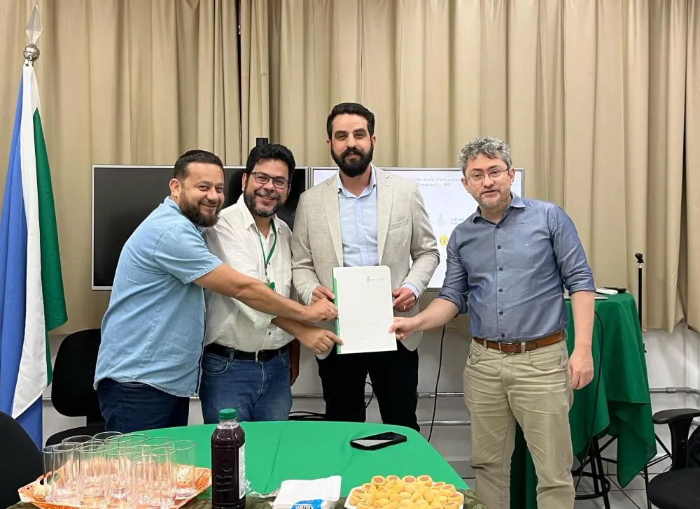 Prefeito Jean Gomes participou de reunião sobre projeto de ressocialização e instalação de polo do IFMS em Deodápolis
