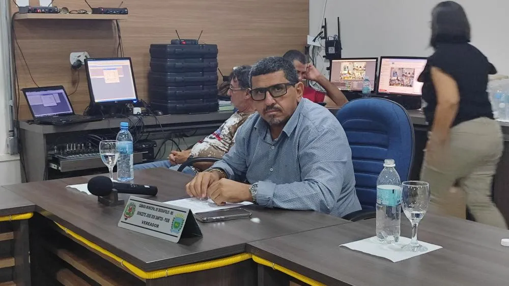 Vereador Donizete Policia solicita doação de ônibus para Deodápolis ao Deputado Dagoberto Nogueira