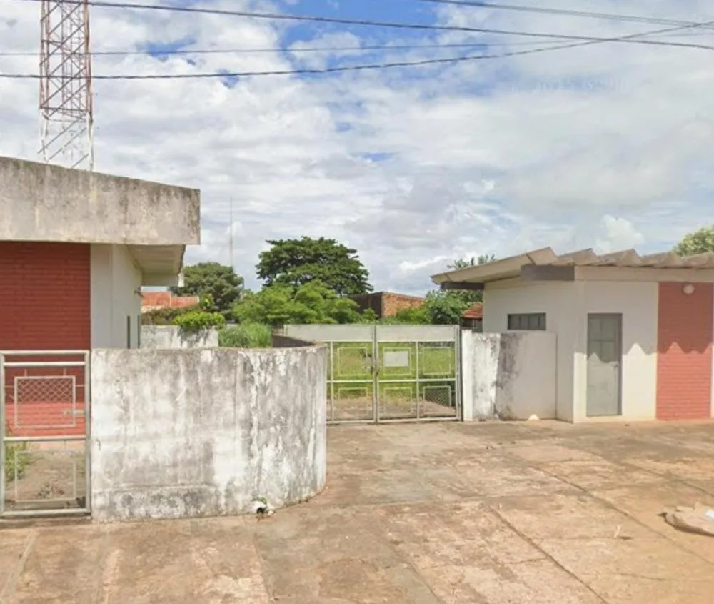 Indicação de Vereadores solicita que Prefeitura acione a Oi para limpeza de terrenos na Rua José Crispiniano da Rocha