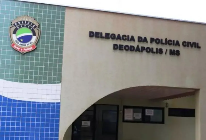 Mulher registra boletim de ocorrência após golpe na compra de um ar-condicionado
