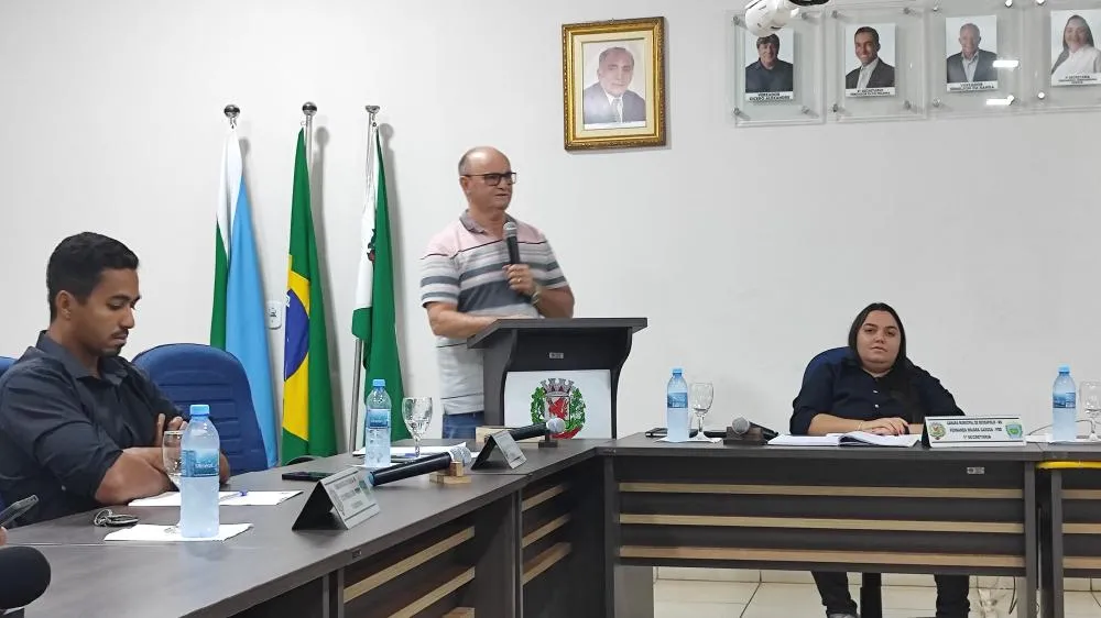 Vereador Francisco Euzébio solicita emenda parlamentar de R$ 1,5 milhão para saúde e reativação de banheiro na sala de raio X do HMCR