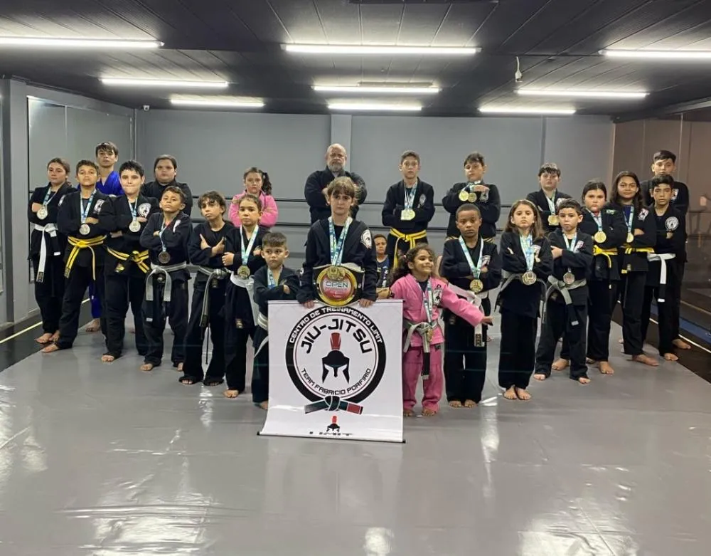 Centro de Treinamento LIMIT conquista 22 medalhas e um cinturão na 2ª etapa do Circuito MS Open de Jiu-Jitsu em Deodápolis