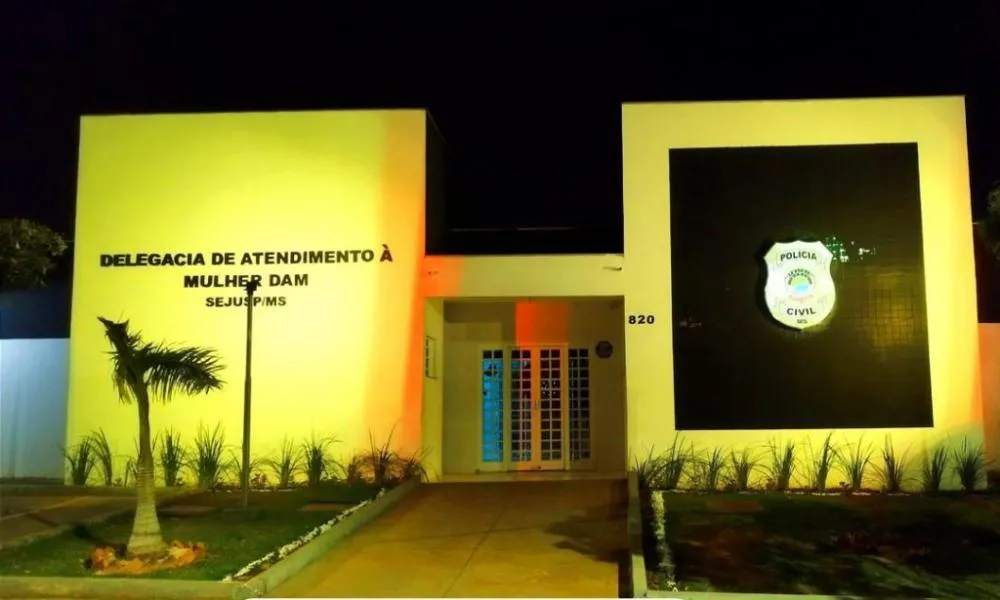 Fachada da Delegacia de Atendimento à Mulher de Dourados; Foto: Divulgação/PC