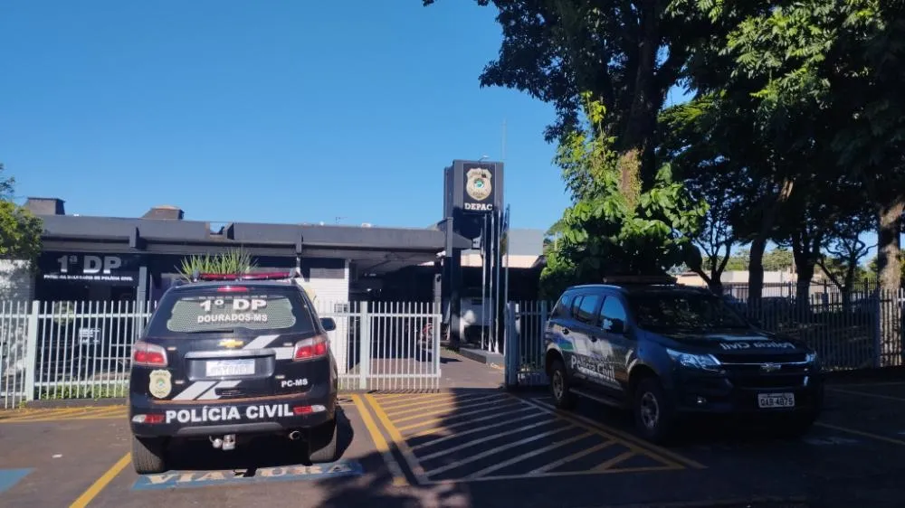 Jovem foi presa e autuada em flagrante por tentativa de homicídio; Foto: Arquivo/Leandro Holsbach