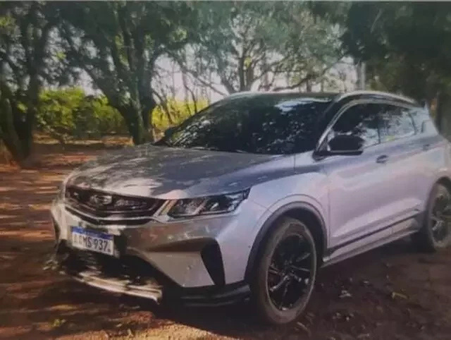 Carro em que o brasileiro foi levado pelos criminosos; Foto: Divulgação