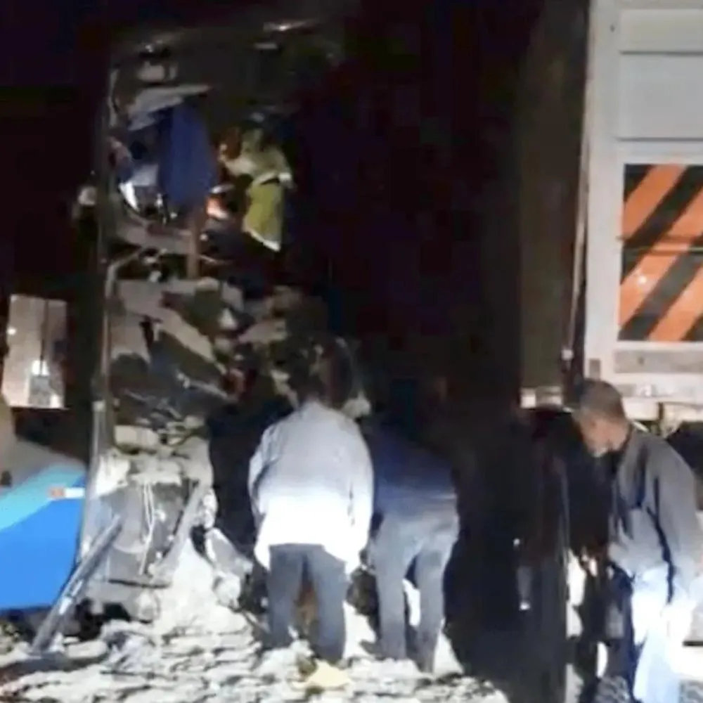 Batida entre ônibus e carreta provoca tragédia com 11 mortos e mais de 40 feridos na BR-163