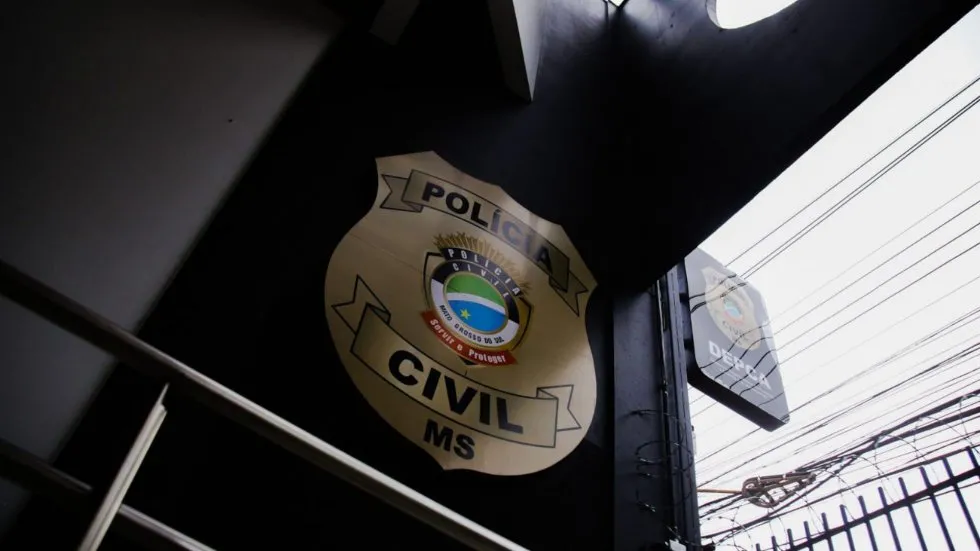 Criança é queimada com colher quente após comer doce da mãe em MS