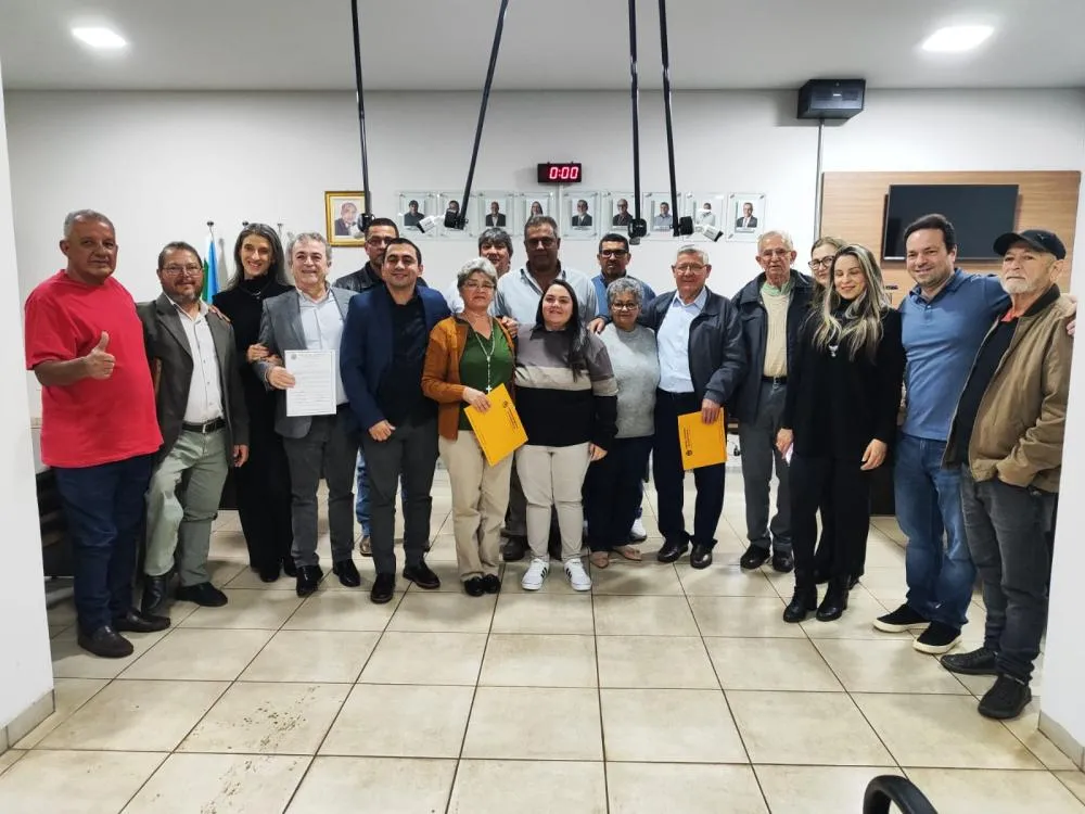 Câmara Municipal de Deodápolis aprova título de cidadão a empresário e homenagens a cinco personalidades do município