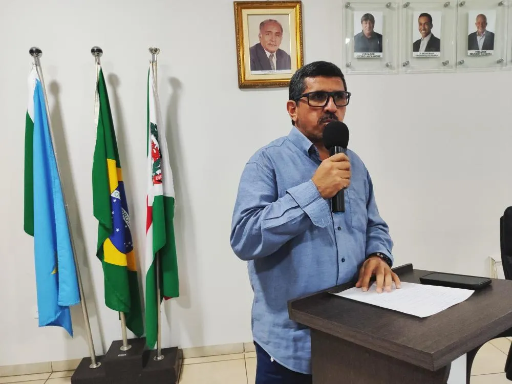 Vereador Donizete Policia Fiscal do Povo cobra criação de escolinhas de futebol e basquete em Deodápolis