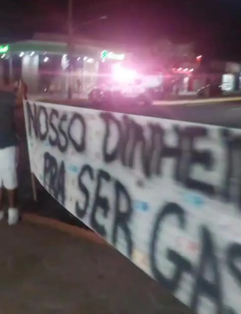 Ao IMPACTONEWS, Prefeito de Glória de Dourados não quis comentar protesto contra empréstimo de R$ 20 milhões