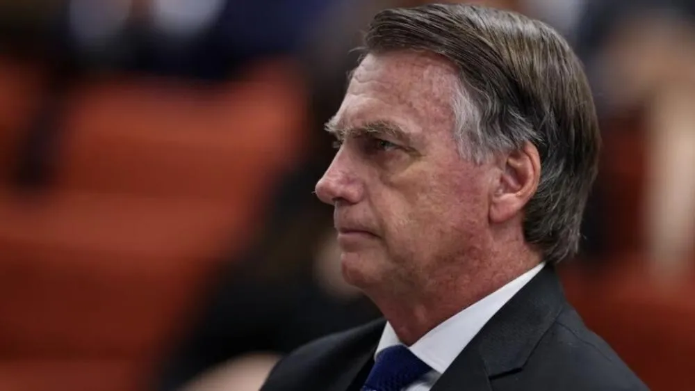 Juristas dizem que é quase nula a chance de reverter a condenação de Bolsonaro