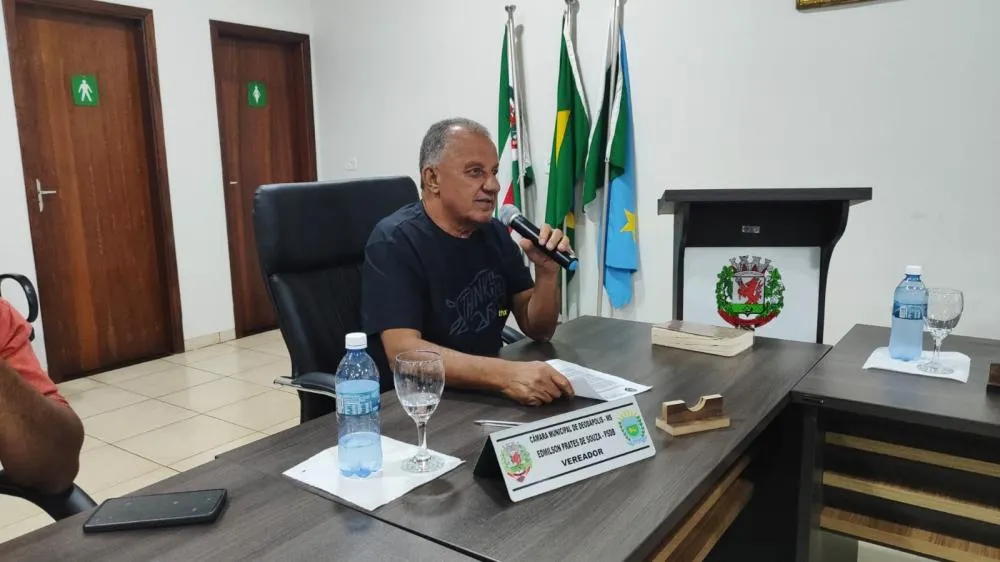 Vereador Edmilson da Banda propõe em indicação, construção de estacionamento em frente à creche e ao Múltiplo Uso em Deodápolis