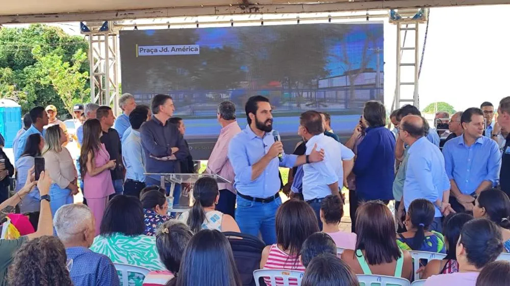 Governador Eduardo Riedel anuncia novas obras em Deodápolis e reforça parceria com o prefeito Jean Gomes
