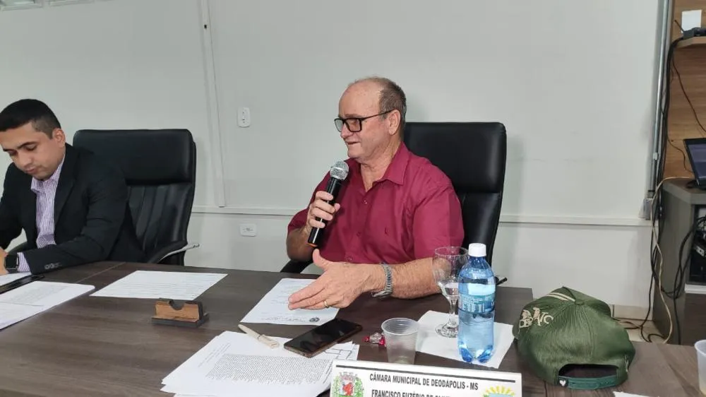 Vereador Francisco Eusébio cobra solução para dificuldade de saques após fechamento do Bradesco em Deodápolis
