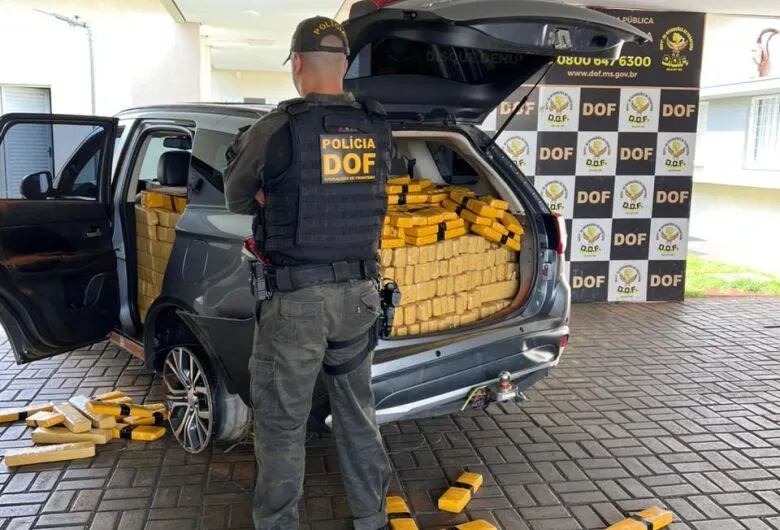 Mais de uma tonelada de maconha é apreendida na MS-162, em Dourados