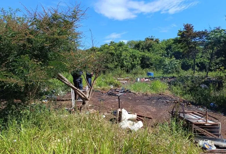 Local é bastante frequentado por usuários de entorpecentes - Crédito: Osvaldo Duarte/Dourados News
