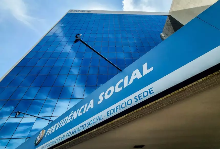 Mulher perde mais de R$ 28 mil após cair em golpe da falsa prova de vida