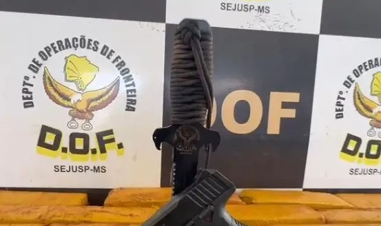 Motorista de caminhonete carregada com 2t de drogas morre após trocar tiros com DOF