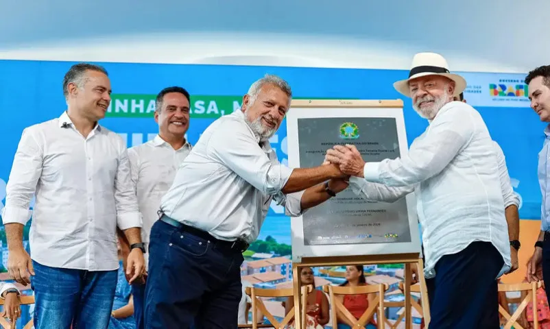Lula critica defesa de banqueiro em escândalo bilionário e cobra responsabilidade social