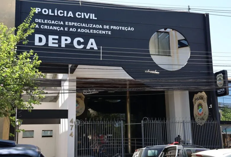 Pai é preso após filha de 13 anos denunciar maus-tratos e fome