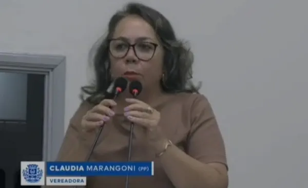 Contrato de R$ 135 mil para banda de réveillon é questionado na Câmara de Glória de Dourados
