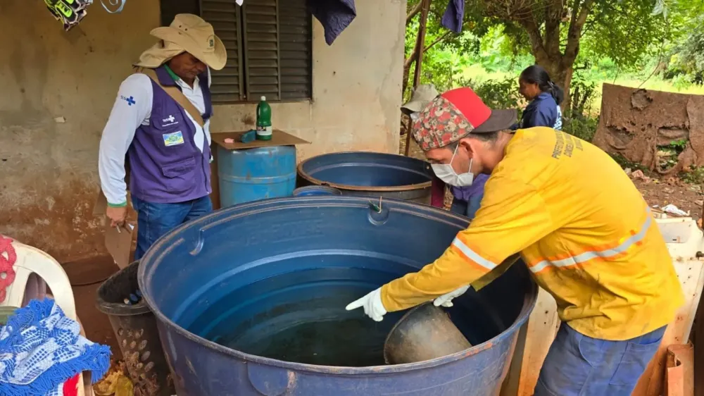 Sem abastecimento, caixas d’água de aldeias em Dourados viraram foco de chikungunya