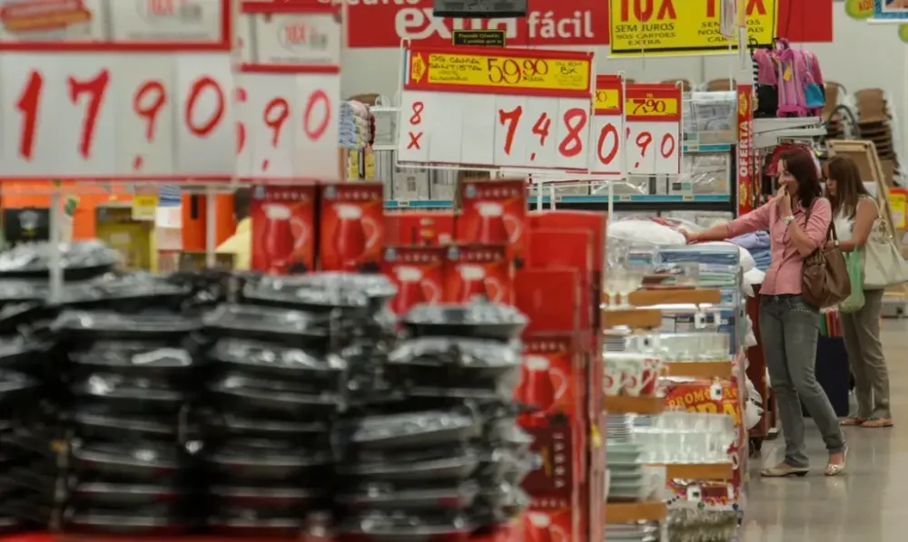 Mercado eleva previsão da inflação para 4,36% este ano