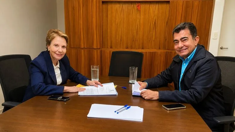 Prefeito Marçal Filho reunido com a senadora Tereza Cristina na manhã desta segunda-feira, em Campo Grande- - (Foto: Divulgação)
