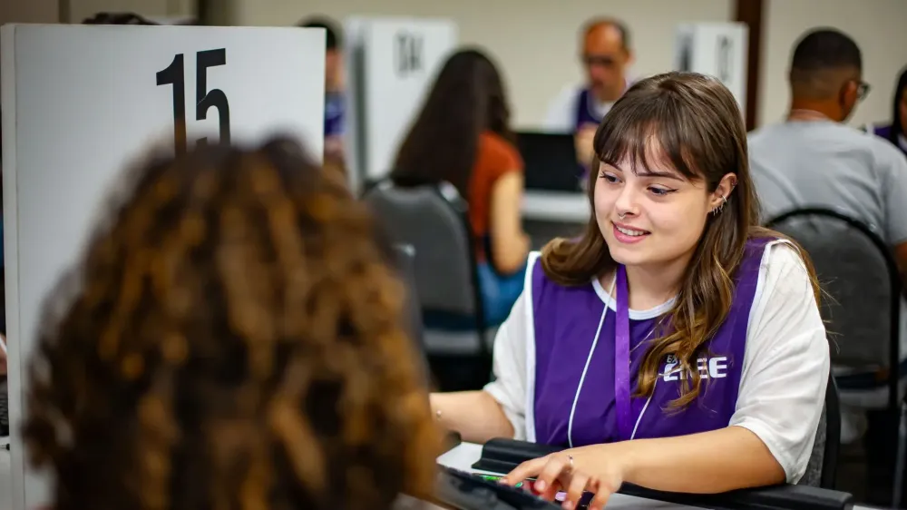 Inscrições ocorrem online ou presencial (Foto: Divulgação/CIEE)