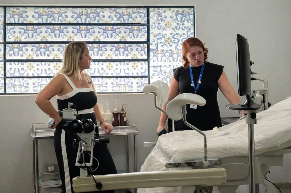 Lia Nogueira entrega novo aparelho de ultrassom ao CAM e fortalece atendimento à saúde da mulher em Dourados