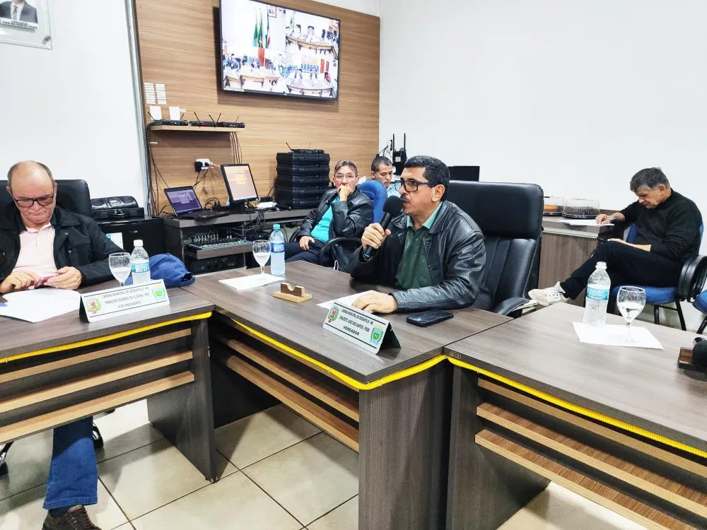 Donizete Polícia destaca sensibilidade social de Jean Gomes durante aprovação do Regulariza Deodápolis