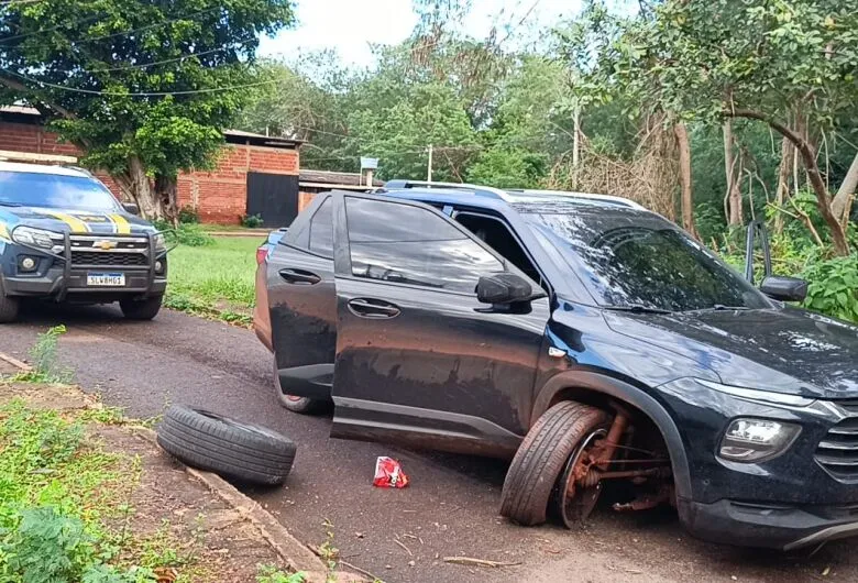 Jovem é preso após perseguição da PRF com caminhonete carregada de maconha em Dourados