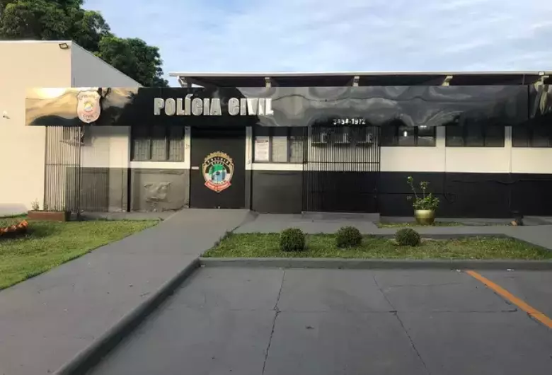 Fachada da Delegacia de Polícia Civil de Maracaju, onde caso foi registrado. - Crédito: (Arquivo/Sejusp) 