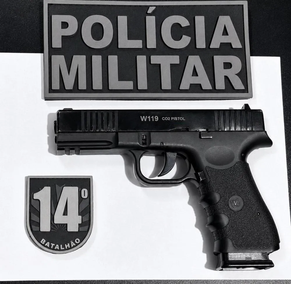 Homem foge da PM, joga simulacro pela janela e acaba preso em Deodápolis