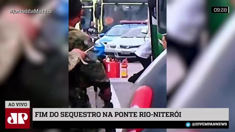 RJ: Atirador de elite mata sequestrador de ônibus na Ponte Rio-Niterói